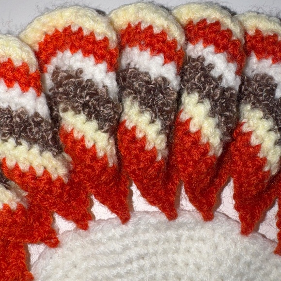 Scalloped-edge Crochet Doily / Trivet / Candle Trivet 9" cottagecore boho style - Picture 3 of 4